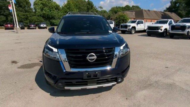 used 2024 Nissan Pathfinder car