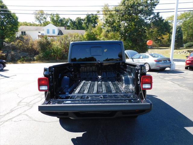 used 2023 Jeep Gladiator car, priced at $31,390