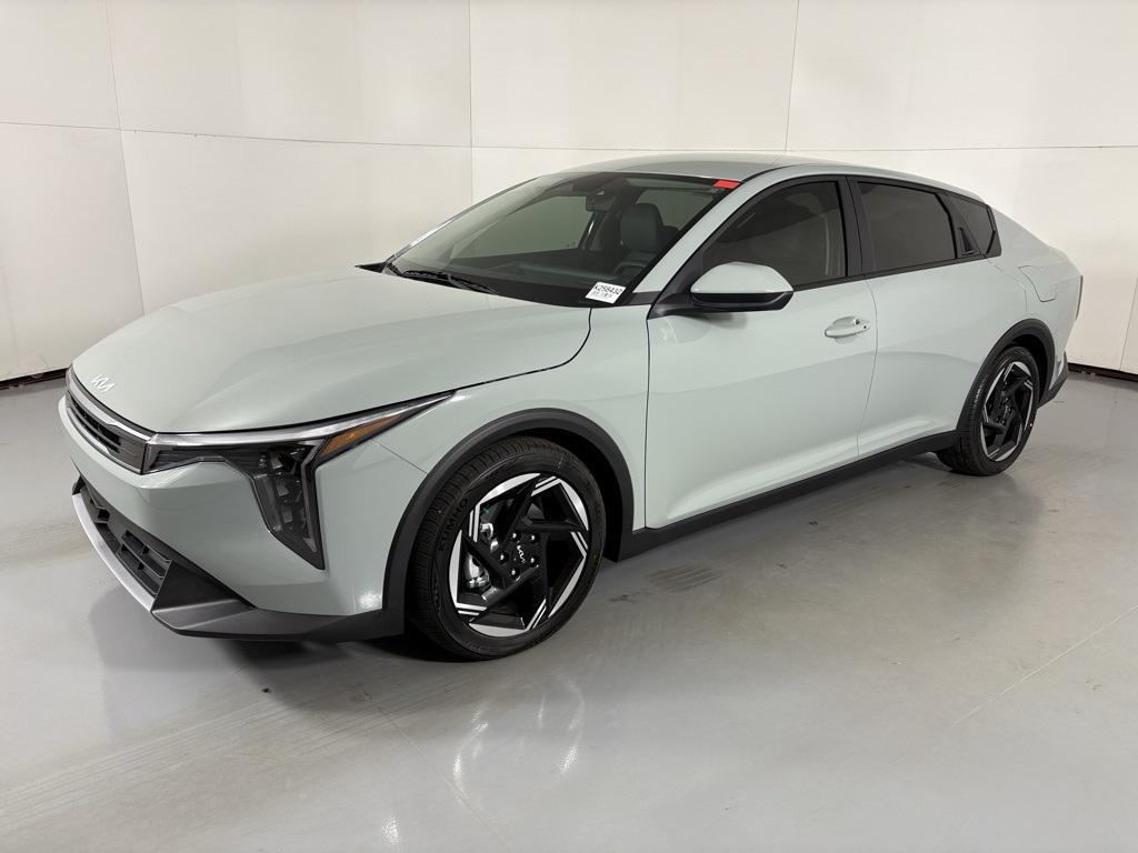 new 2025 Kia K4 car, priced at $23,602