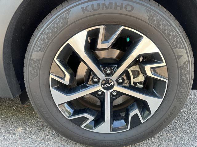 used 2025 Kia Sportage car, priced at $27,900