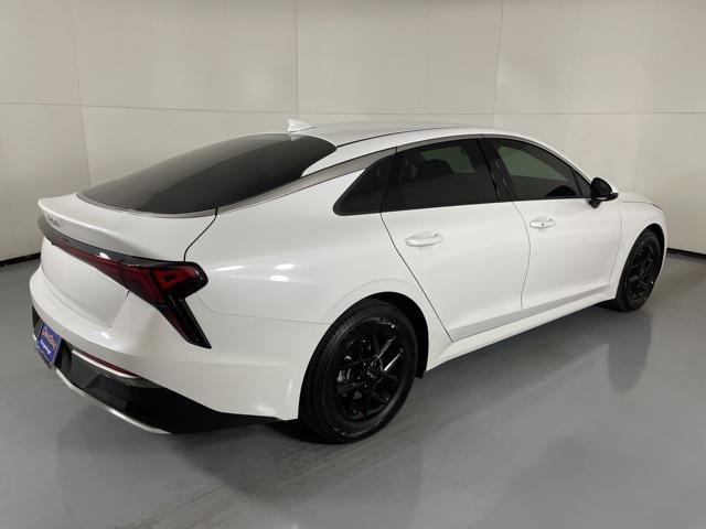 new 2026 Kia K5 car, priced at $29,060