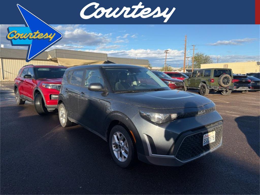 used 2024 Kia Soul car, priced at $15,600