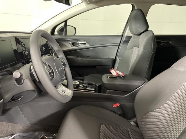 new 2025 Kia Sportage Hybrid car, priced at $30,304