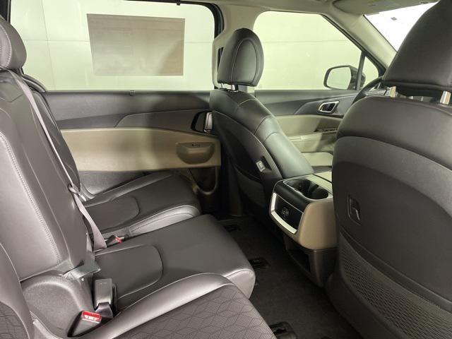 new 2026 Kia Carnival Hybrid car, priced at $42,545