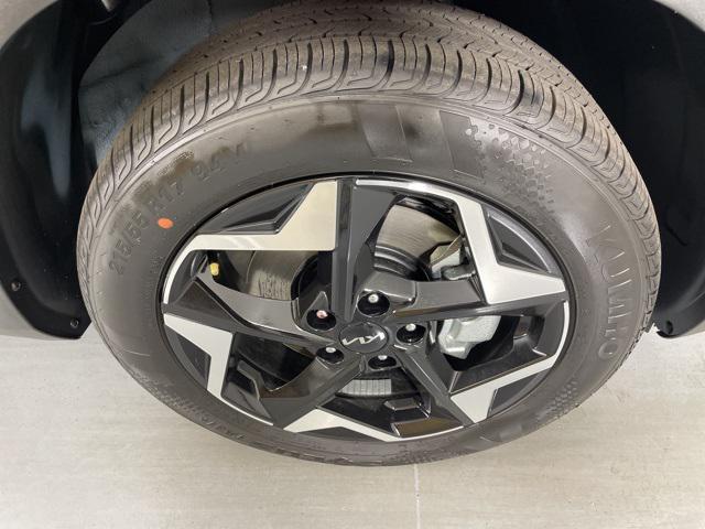 new 2026 Kia Seltos car, priced at $27,571