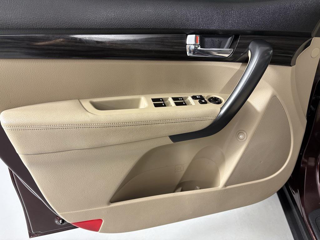 used 2011 Kia Sorento car, priced at $6,500