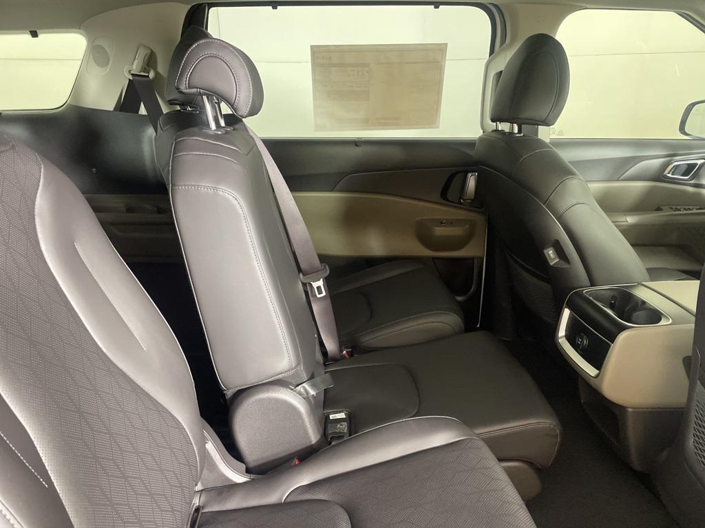 new 2026 Kia Carnival car, priced at $41,379