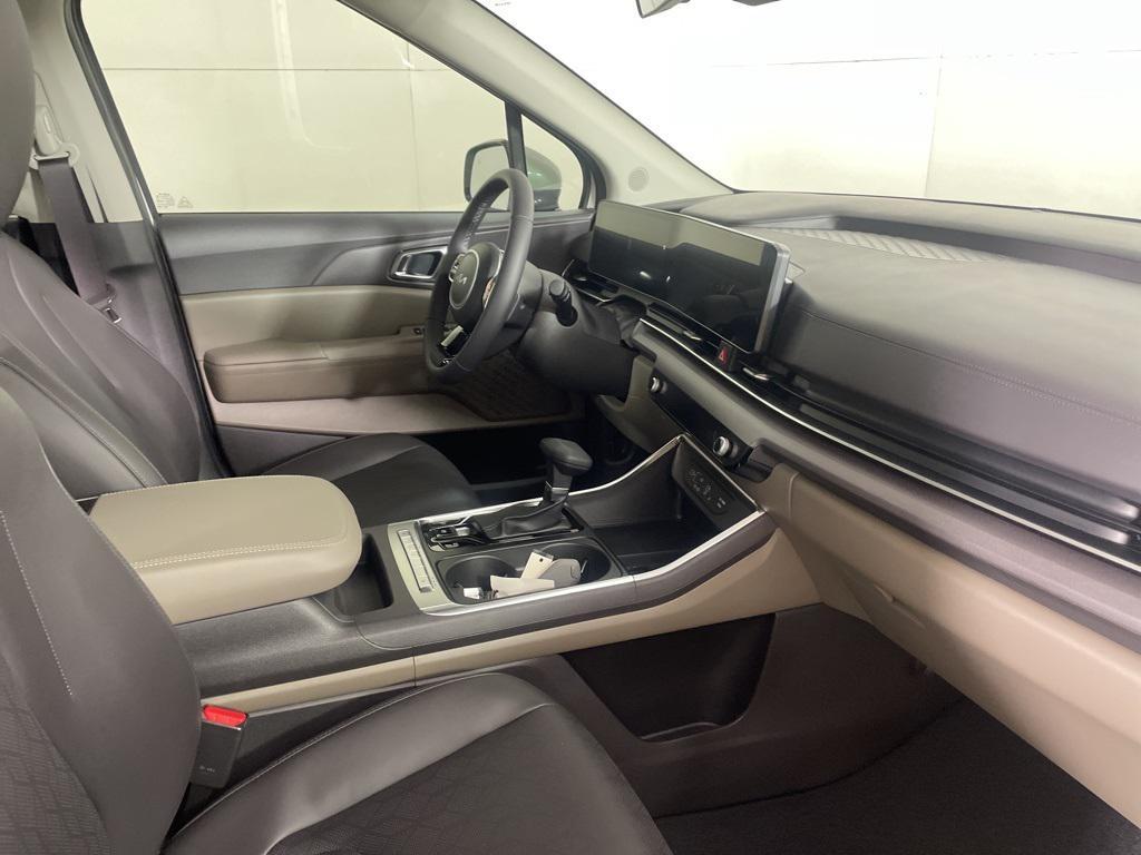 new 2026 Kia Carnival car, priced at $41,379