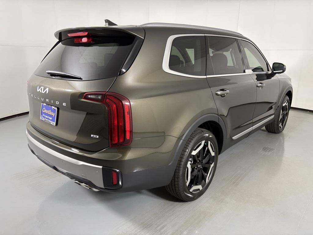 new 2025 Kia Telluride car, priced at $41,180