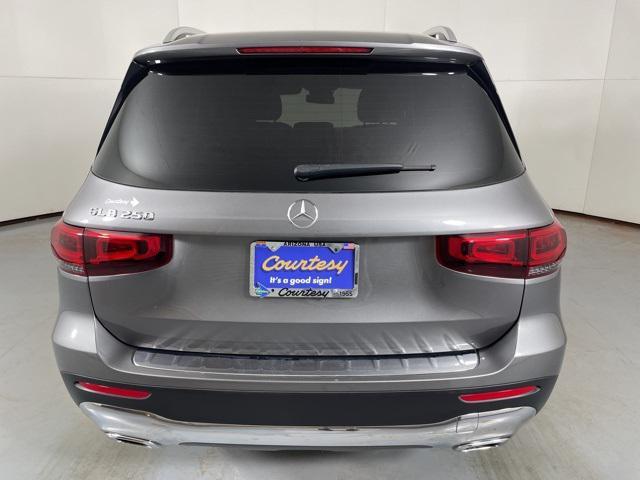 used 2022 Mercedes-Benz GLB 250 car, priced at $25,800