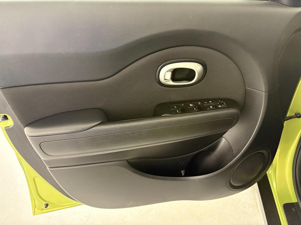 used 2016 Kia Soul car, priced at $5,500
