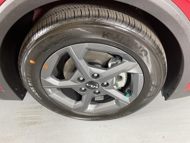 new 2025 Kia K4 car, priced at $23,004