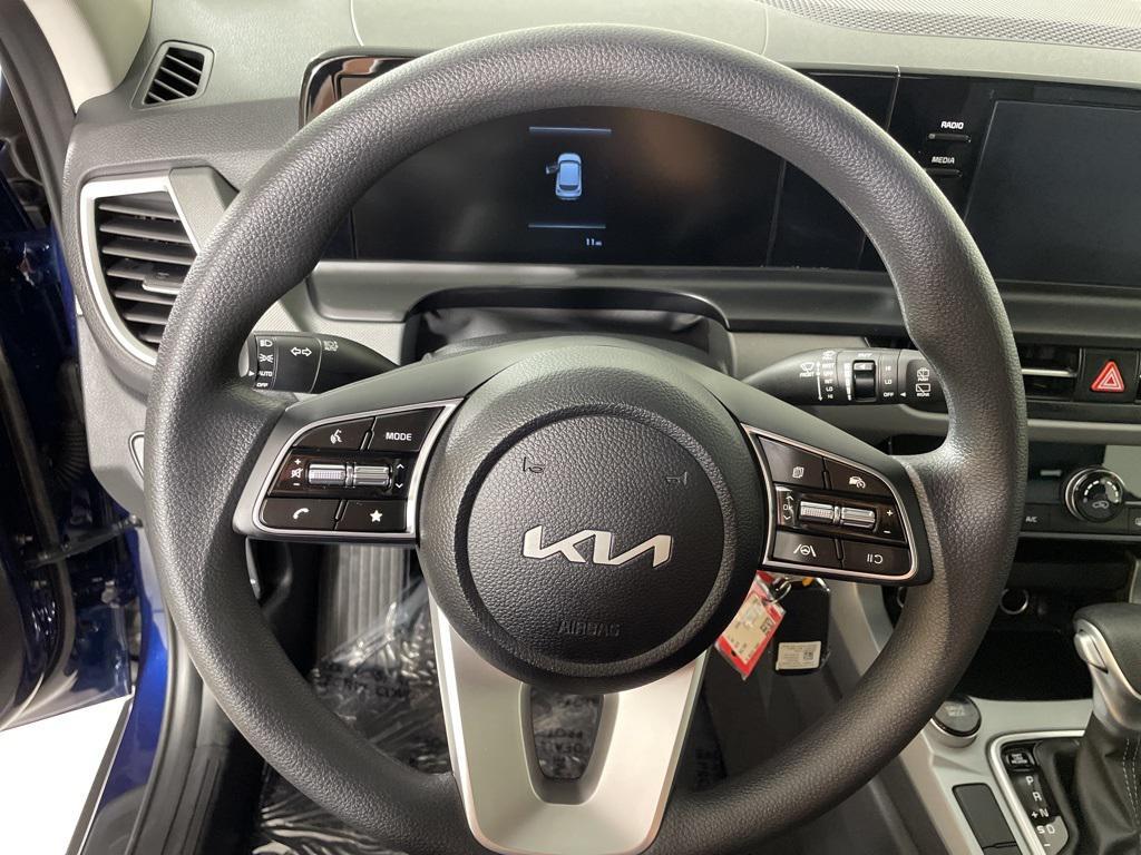 new 2026 Kia Seltos car, priced at $24,348