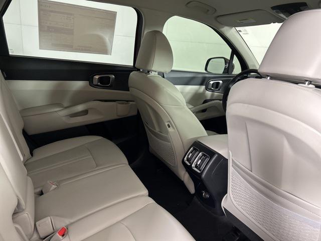 new 2025 Kia Sorento car, priced at $36,917