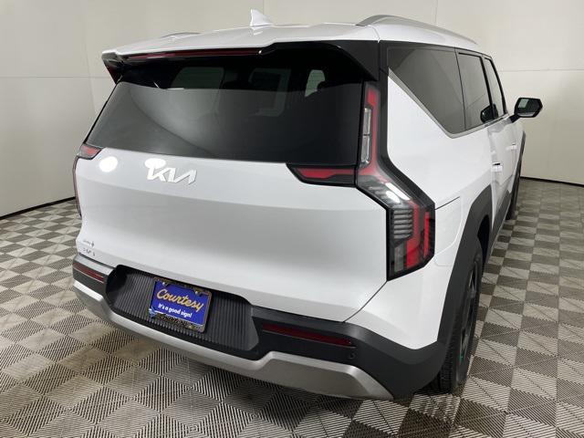 new 2025 Kia EV9 car, priced at $58,505