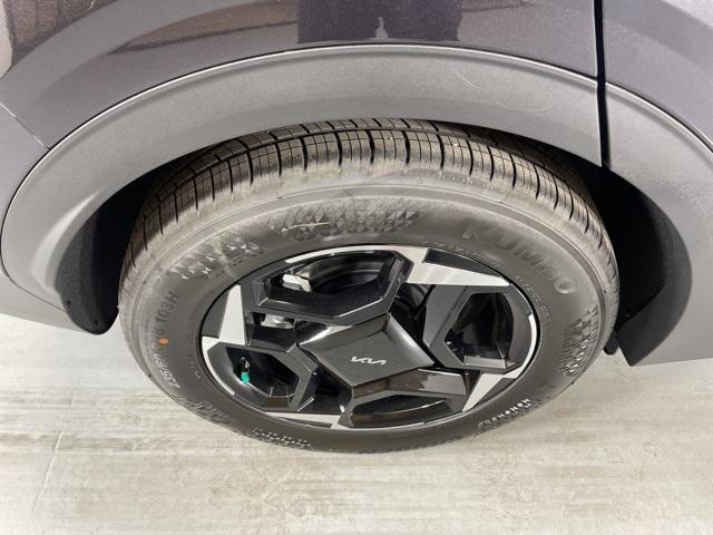 new 2026 Kia Sportage car, priced at $30,348