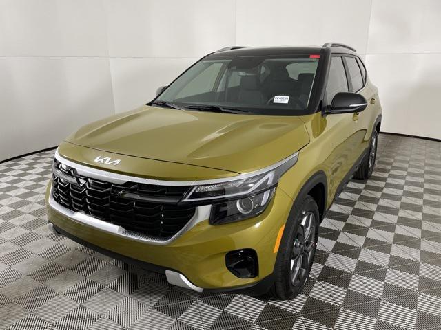 new 2024 Kia Seltos car, priced at $25,521