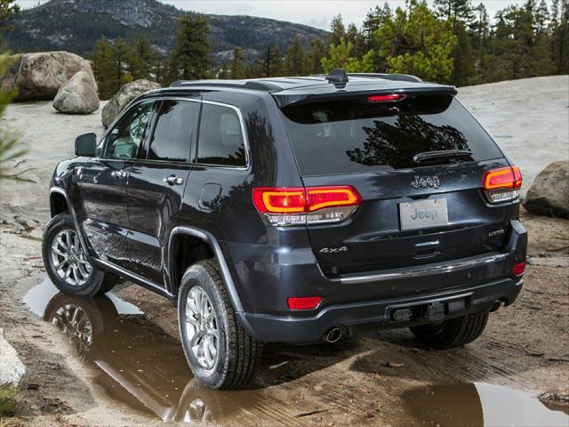 used 2015 Jeep Grand Cherokee car, priced at $14,400