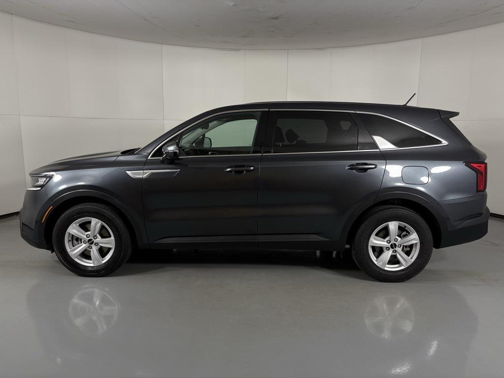used 2023 Kia Sorento car, priced at $20,800