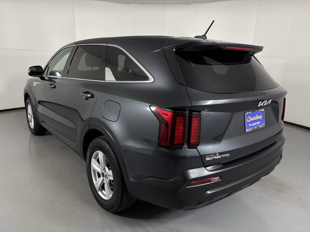 used 2023 Kia Sorento car, priced at $20,800