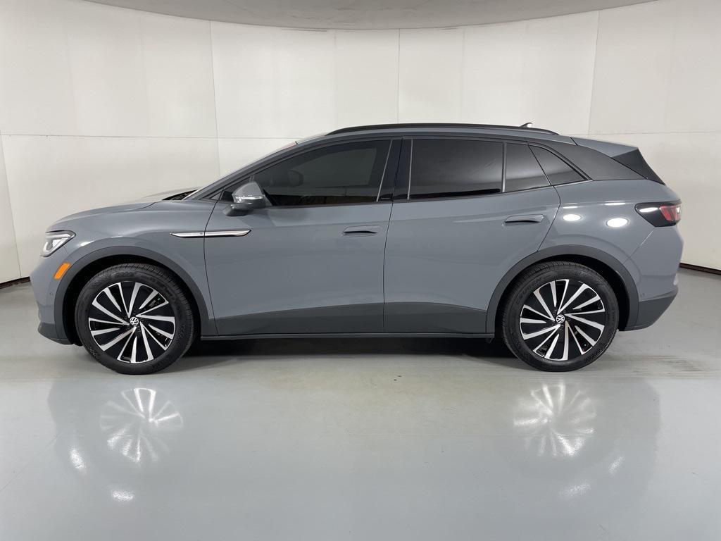 used 2024 Volkswagen ID.4 car, priced at $22,500