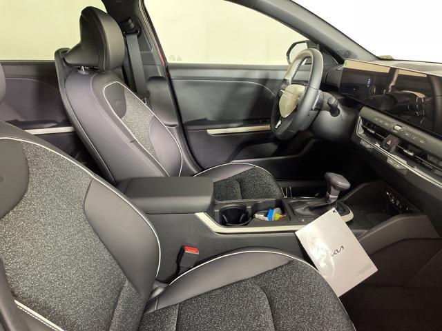 new 2025 Kia K4 car, priced at $25,971