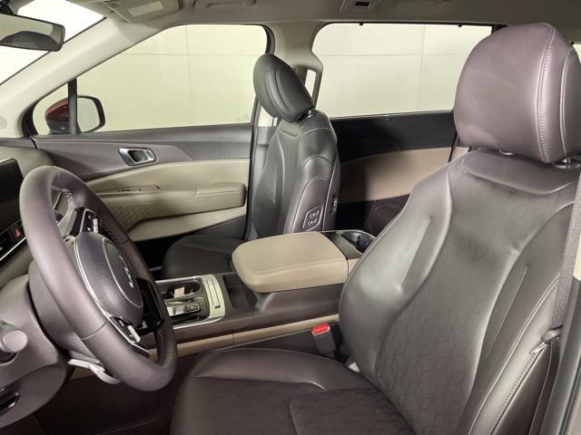 new 2026 Kia Carnival Hybrid car, priced at $42,646