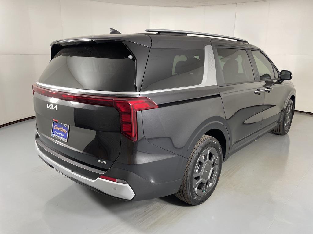 new 2026 Kia Carnival Hybrid car, priced at $42,870