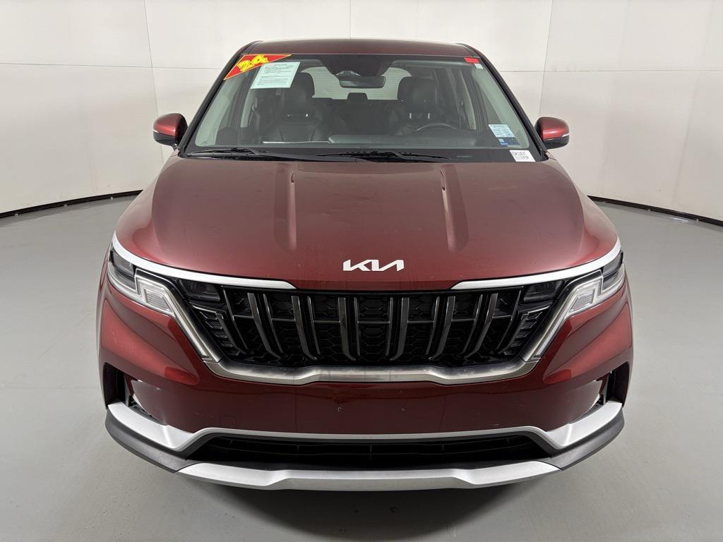 used 2024 Kia Carnival car, priced at $28,100