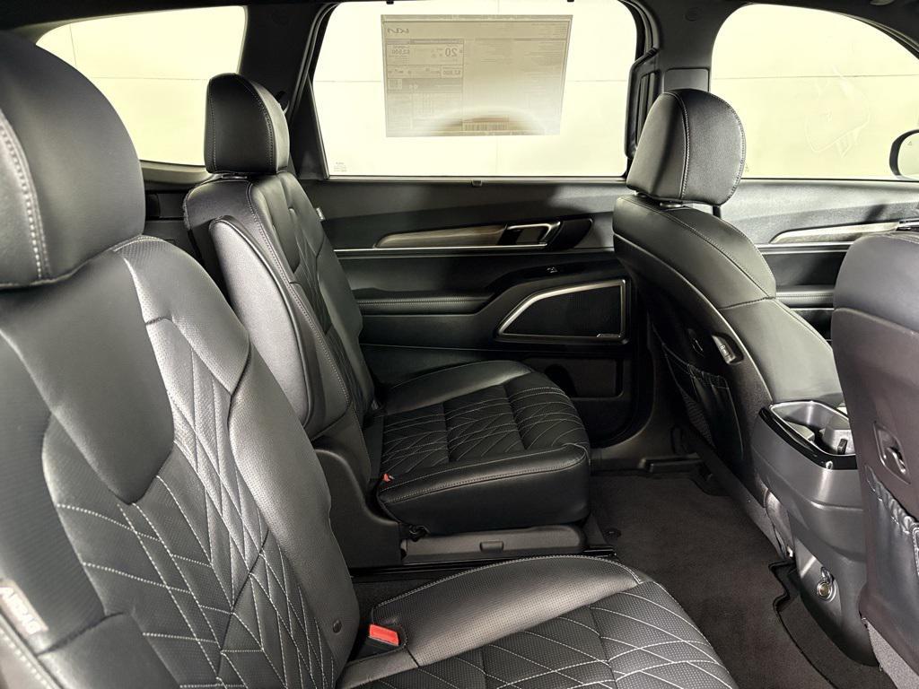 new 2025 Kia Telluride car, priced at $46,045