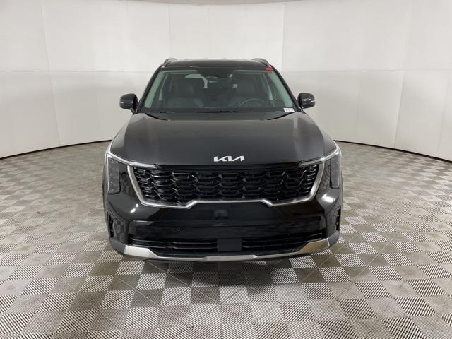 new 2025 Kia Sorento car, priced at $35,205