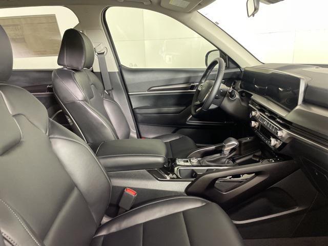 new 2025 Kia Telluride car, priced at $38,822