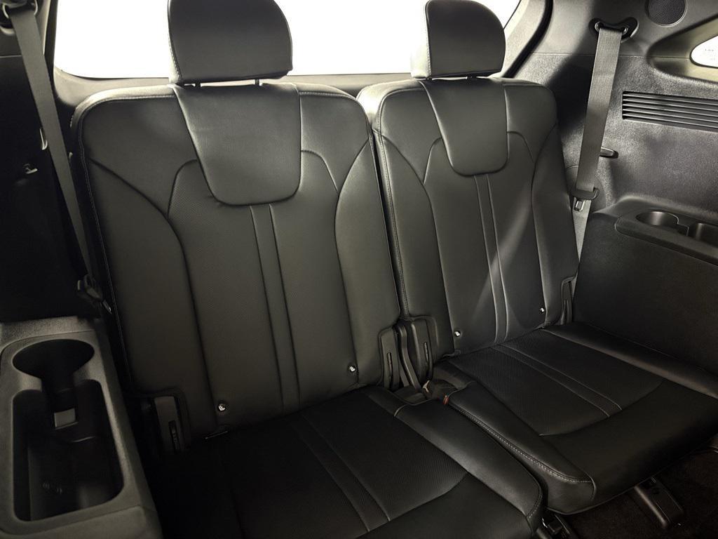 new 2026 Kia Sorento Hybrid car, priced at $47,648