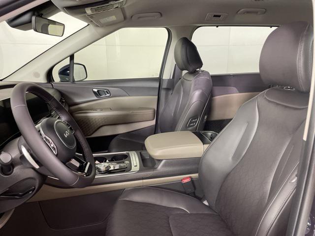 new 2026 Kia Carnival Hybrid car, priced at $42,545