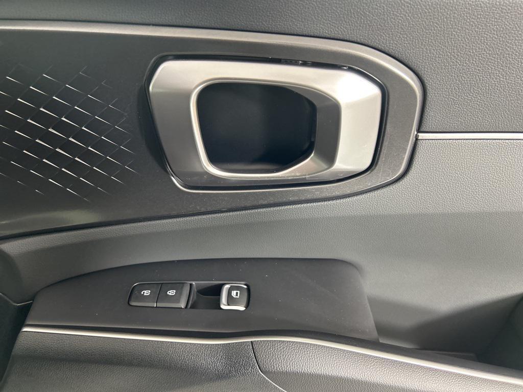 new 2026 Kia Sorento car, priced at $33,334