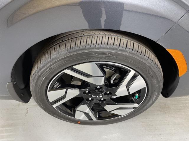 new 2025 Kia Soul car, priced at $26,498