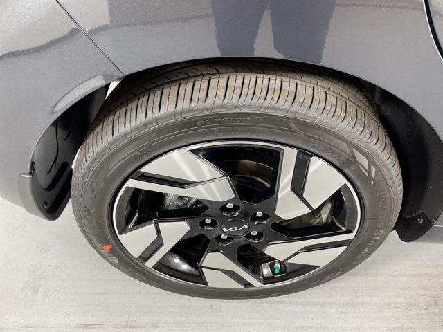 new 2025 Kia Soul car, priced at $26,498