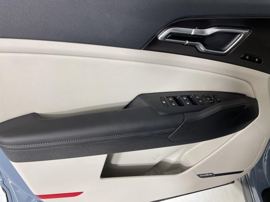 new 2026 Kia Sportage Hybrid car, priced at $42,225