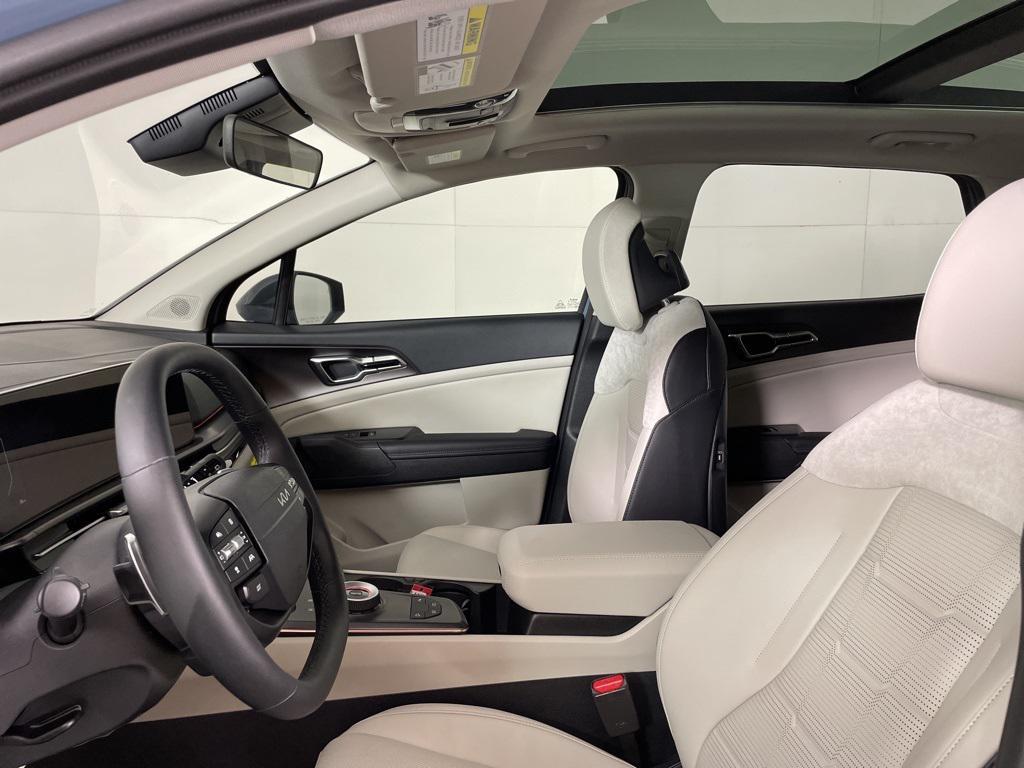 new 2026 Kia Sportage Hybrid car, priced at $42,225