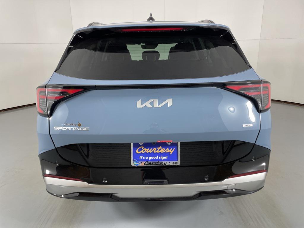 new 2026 Kia Sportage Hybrid car, priced at $42,225