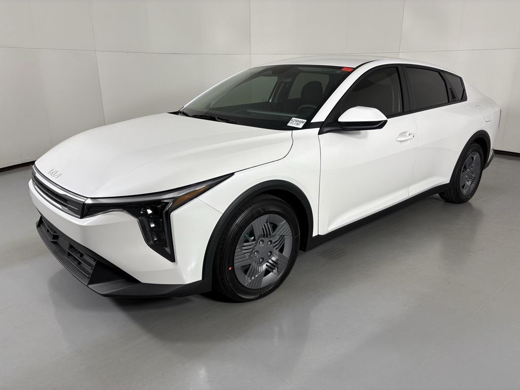 new 2025 Kia K4 car, priced at $22,066