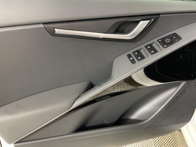 new 2025 Kia Niro car, priced at $30,310