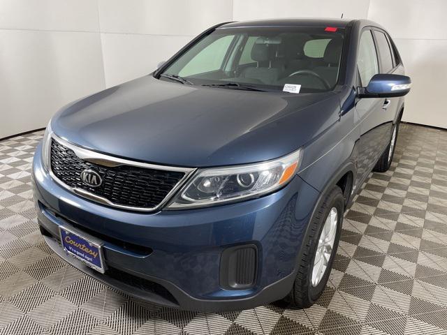 used 2015 Kia Sorento car, priced at $10,000