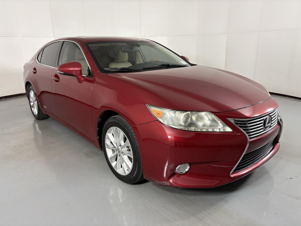 used 2013 Lexus ES 300h car, priced at $14,900