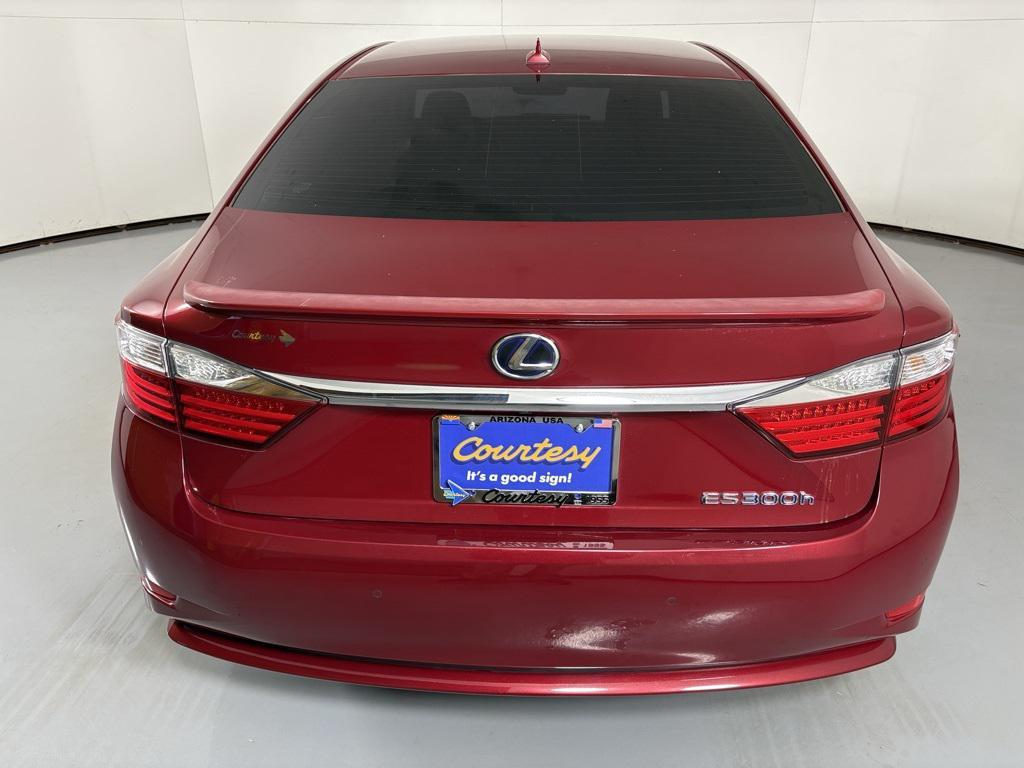 used 2013 Lexus ES 300h car, priced at $14,900