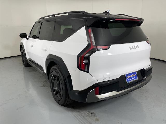 new 2026 Kia EV9 car, priced at $72,210