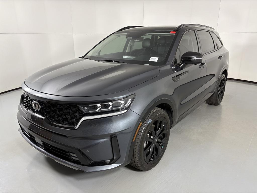 used 2021 Kia Sorento car, priced at $25,300