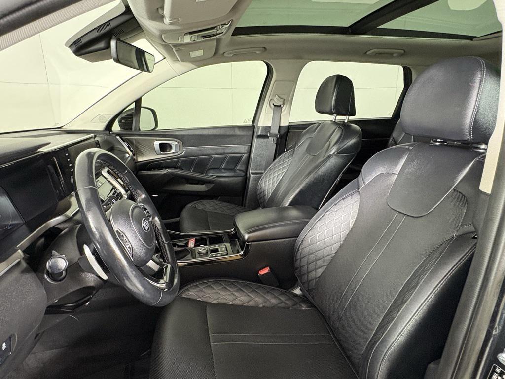 used 2021 Kia Sorento car, priced at $25,300