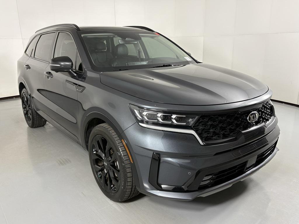 used 2021 Kia Sorento car, priced at $25,300
