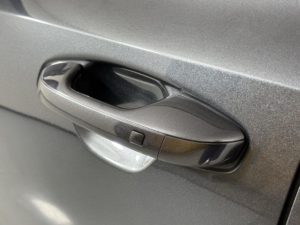 used 2021 Kia Sorento car, priced at $25,300